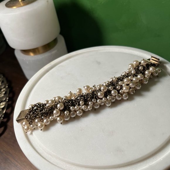 J. CREW CHAMPAGNE COLORED CLUSTER PEARL CHAIN BRACELET - Picture 5 of 6